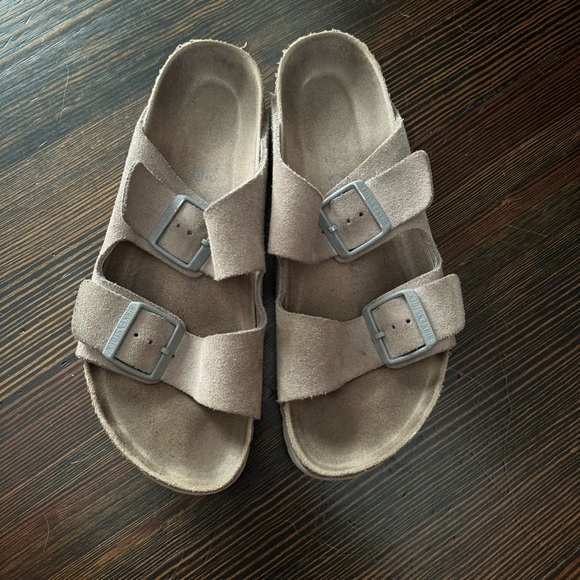 Birkenstock Gray Sandals Comfortable Adjustable Straps - Picture 2 of 4